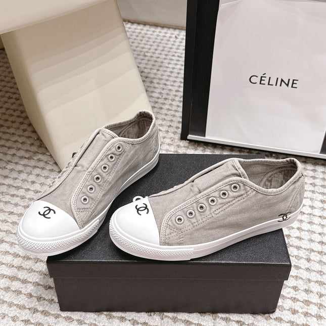 CHANEL 26S SNEAKERS IN LIGHT GREY CANVAS
