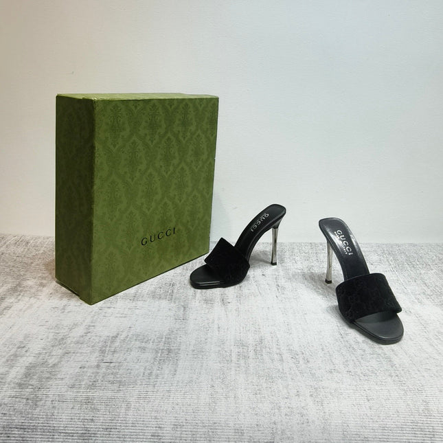 GUCCI 26S MULE SANDALS 110MM IN BLACK VELVET GG EMBOSSED
