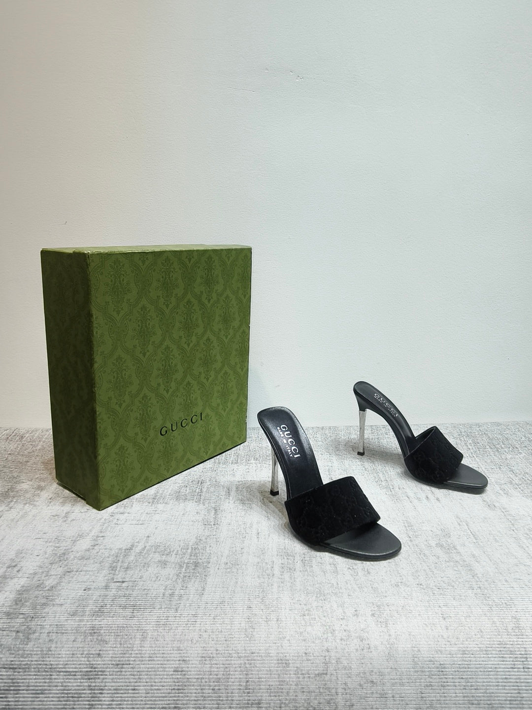 GUCCI 26S MULE SANDALS 110MM IN BLACK VELVET GG EMBOSSED