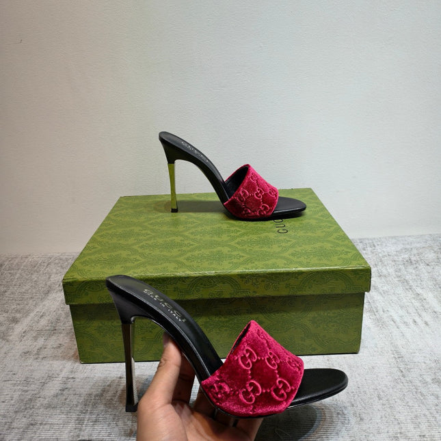 GUCCI 26S MULE SANDALS 110MM IN DARK RED VELVET GG EMBOSSED