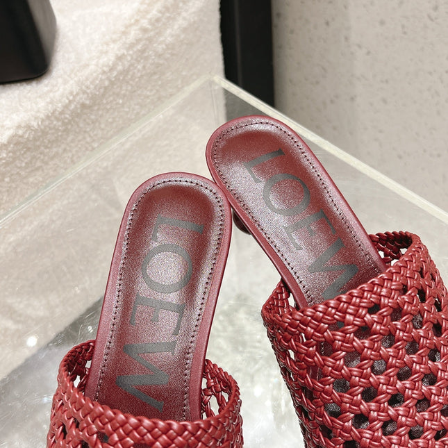LOEWE 26S WOVEN HEEL SANDALS 50 MM IN DARK RED LAMBSKIN