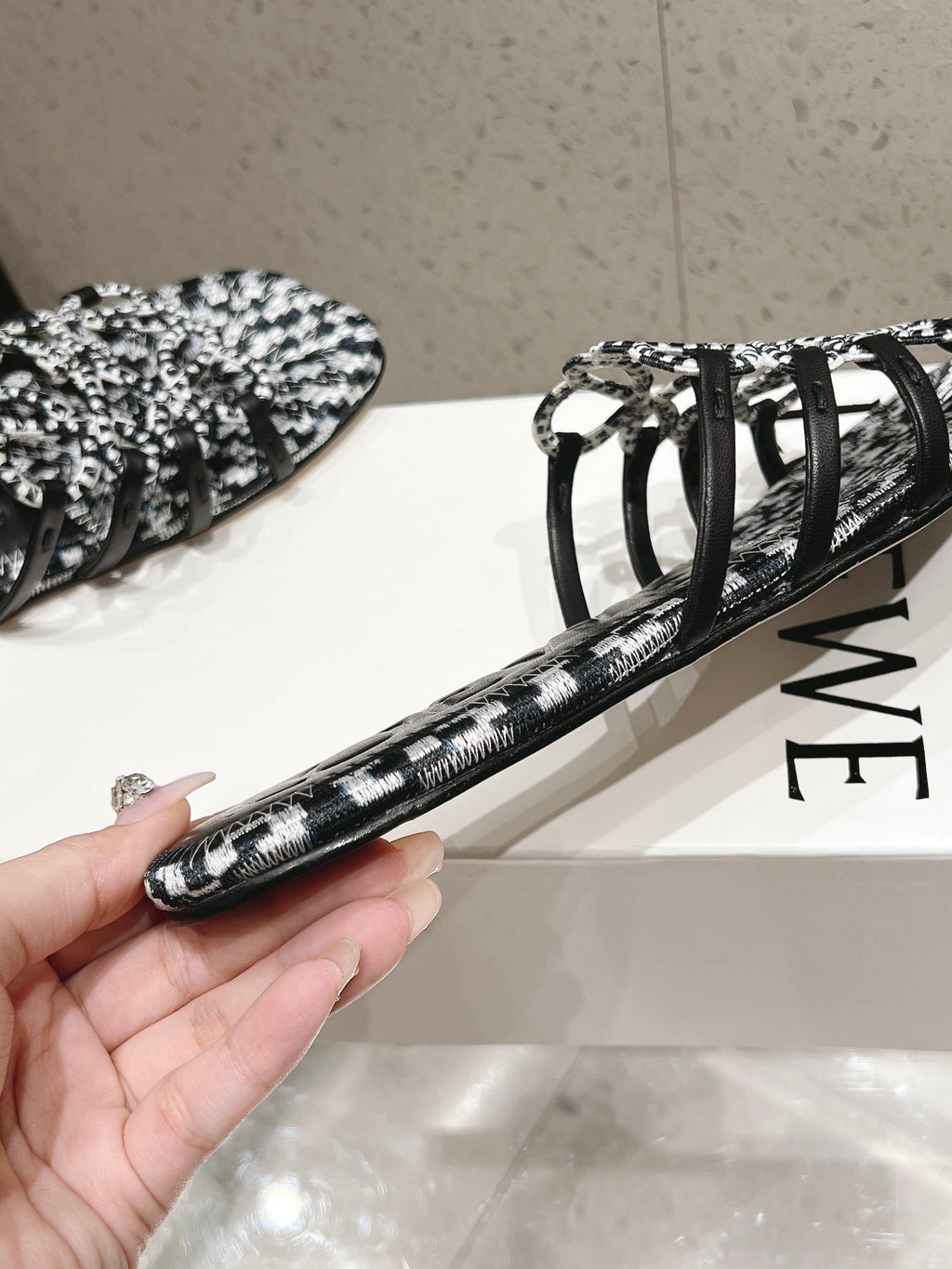 LOEWE 26S BRAIDED CAGE SLIDE SANDALS IN BLACK AND WHITE CALFSKIN
