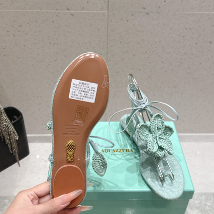 AQUAZZURA 26S FLORAL THONG SANDALS IN MINT GREEN WOVEN RAFFIA AND FABRIC