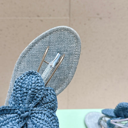 AQUAZZURA 26S FLORAL THONG SANDALS IN PASTEL BLUE WOVEN RAFFIA AND FABRIC