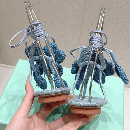 AQUAZZURA 26S FLORAL THONG SANDALS IN PASTEL BLUE WOVEN RAFFIA AND FABRIC