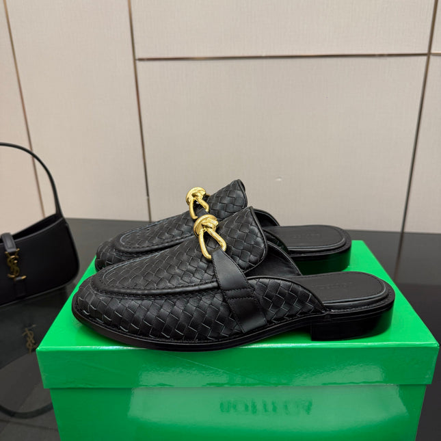 BOTTEGA VENETA 26S BACKLESS LOAFERS IN BLACK TECHNICAL WOVEN CALFSKIN