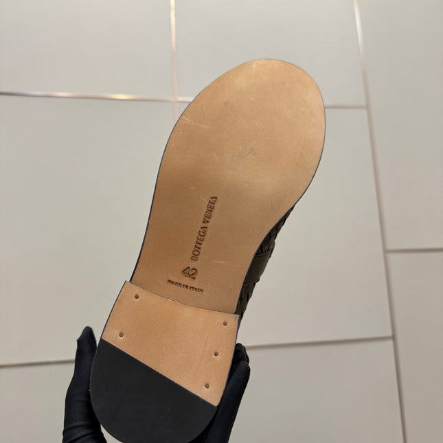 BOTTEGA VENETA 26S LOAFERS IN BROWN TECHNICAL WOVEN CALFSKIN