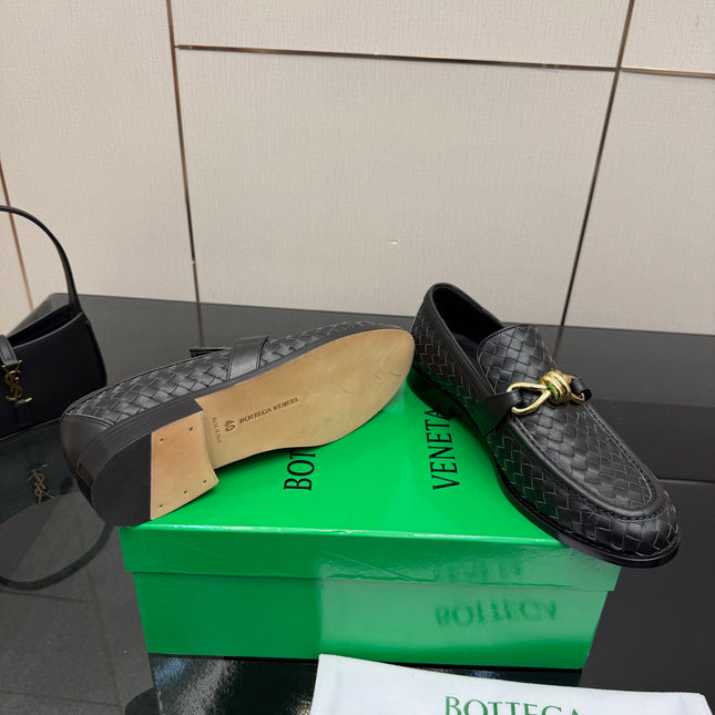 BOTTEGA VENETA 26S LOAFERS IN BLACK TECHNICAL WOVEN CALFSKIN STYLE 4