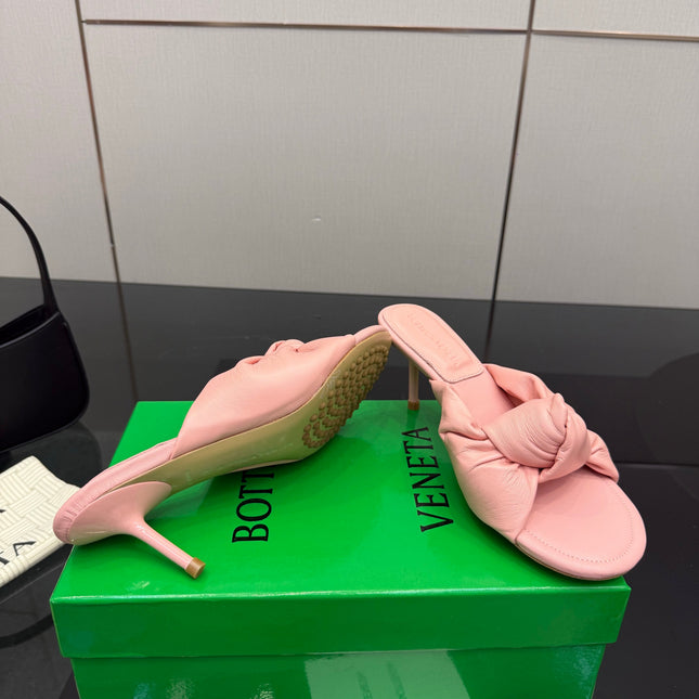BOTTEGA VENETA 26S KNOT-STRAP HIGH-HEEL SANDALS IN PASTEL PINK LAMBSKIN