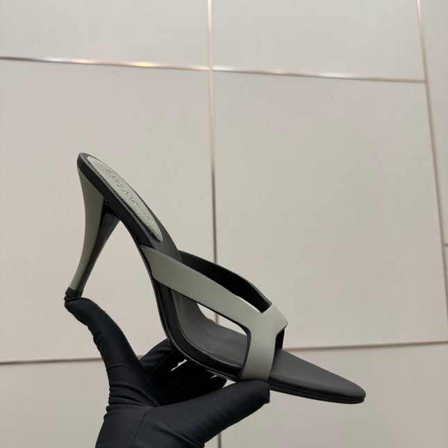 YSL 26S POINTED-TOE SANDALS 90 MM IN GREY AND BLACK CALFSKIN