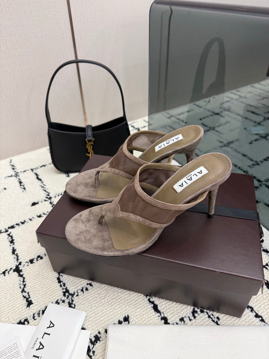 ALAIA 26S HEELED THONG MULE SANDALS IN TAUPE SUEDE