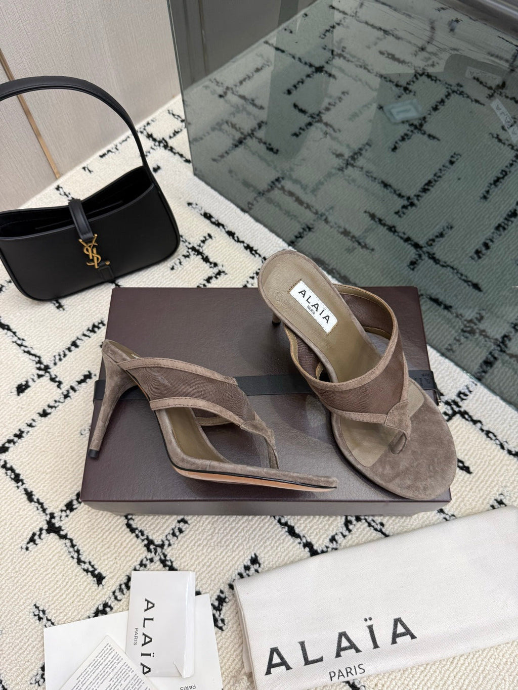 ALAIA 26S HEELED THONG MULE SANDALS IN TAUPE SUEDE