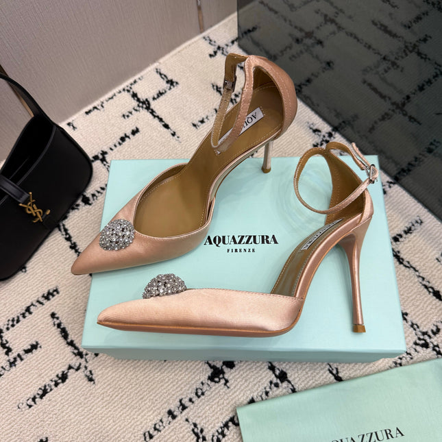 AQUAZZURA 26S POINTED-TOE PUMPS 105 MM IN BEIGE SATIN