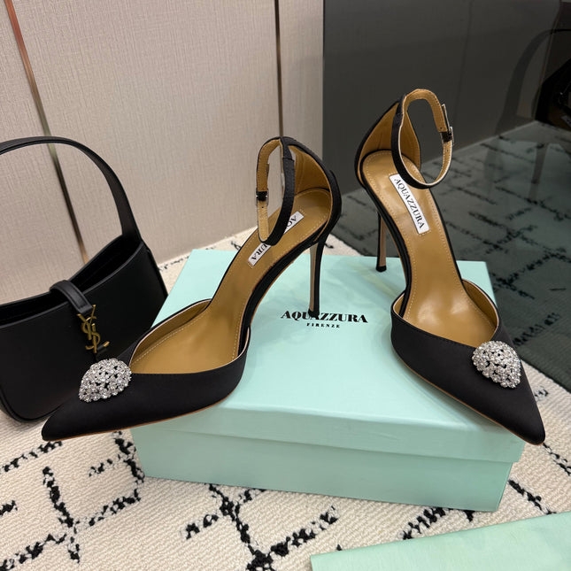 AQUAZZURA 26S POINTED-TOE PUMPS 105 MM IN BLACK SATIN