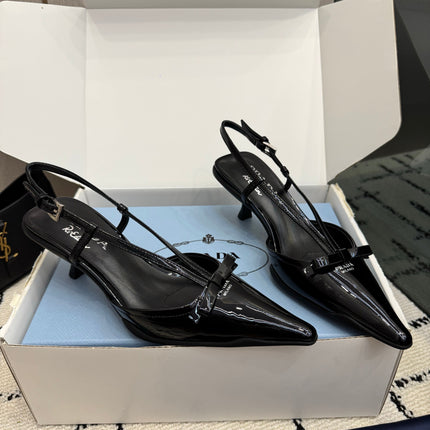 PRADA 26S POINTED TOE SLINGBACK KITTEN HEELS IN BLACK PATENT CALFSKIN WITH BOW