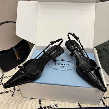 PRADA 26S POINTED TOE SLINGBACK KITTEN HEELS IN BLACK PATENT CALFSKIN WITH BOW