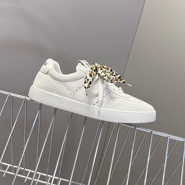 MIUMIU 25S SNEAKERS IN WHITE SUEDE WITH LEOPARD-PRINT LACES