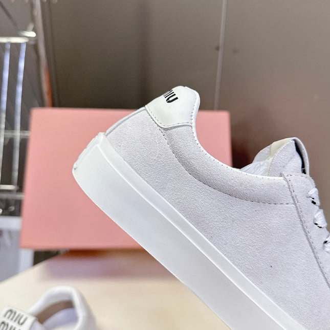 MIUMIU 25S SNEAKERS IN WHITE SUEDE