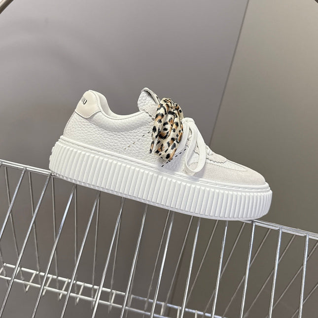 MIUMIU 25S SNEAKERS 45NN IN WHITE SUEDE WITH LEOPARD-PRINT LACES