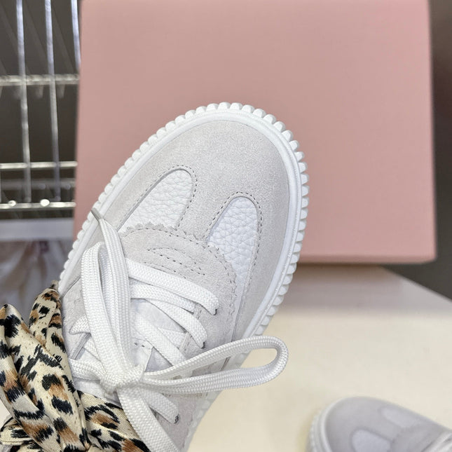 MIUMIU 25S SNEAKERS 45NN IN WHITE SUEDE WITH LEOPARD-PRINT LACES