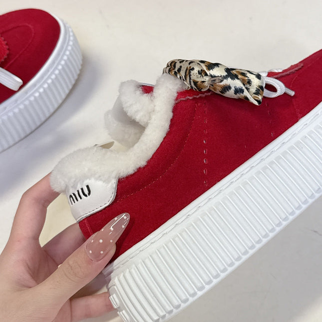 MIUMIU 25S SNEAKERS 45MM IN DARK RED SUEDE WITH LEOPARD-PRINT LACES SHEARLING