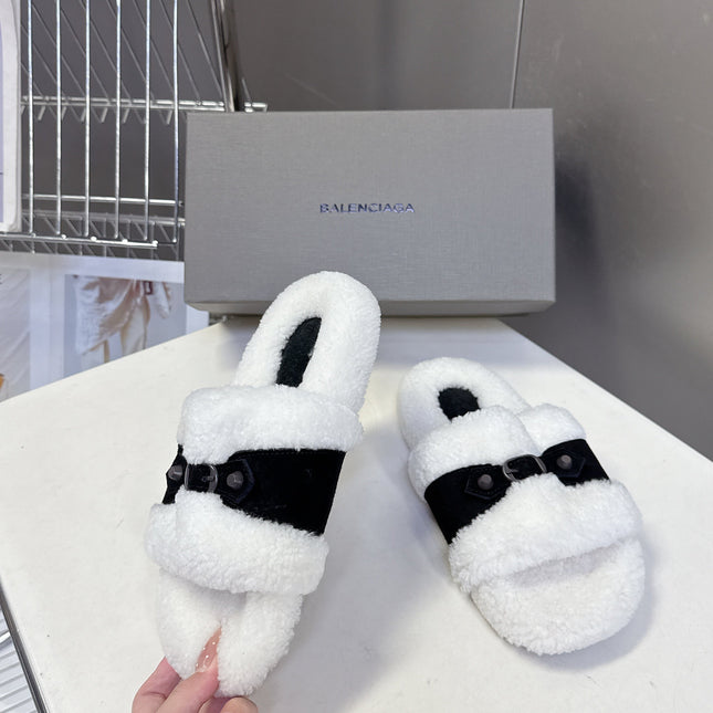 BALENCIAGA 25S SLIPPERS IN BLACK SUEDE AND WHITE WOOL