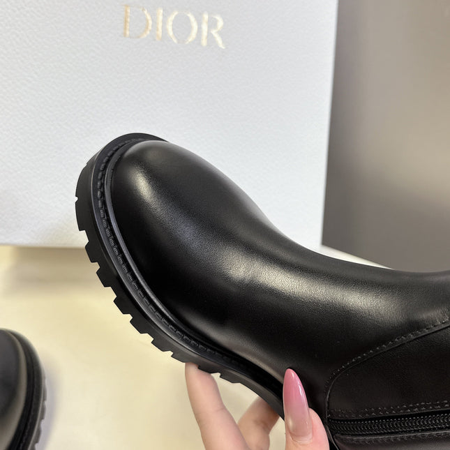 DIOR 25S D-MAJOR ANKLE BOOTS IN BLACK LAMBSKIN WITH GOLD HARDWARE