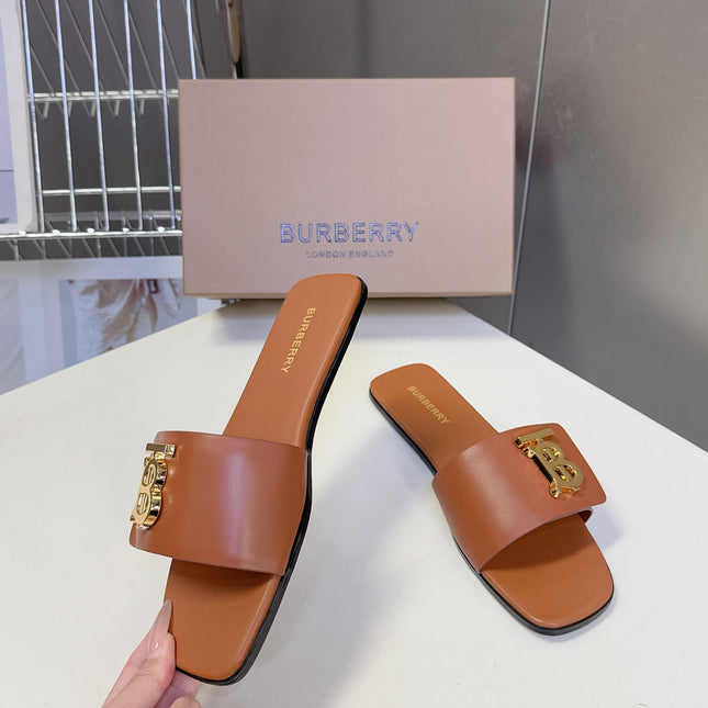 BURBERRY 26S FLAT SLIDE SANDALS IN CARAMEL BROWN CALFSKIN GOLD HARDWARE
