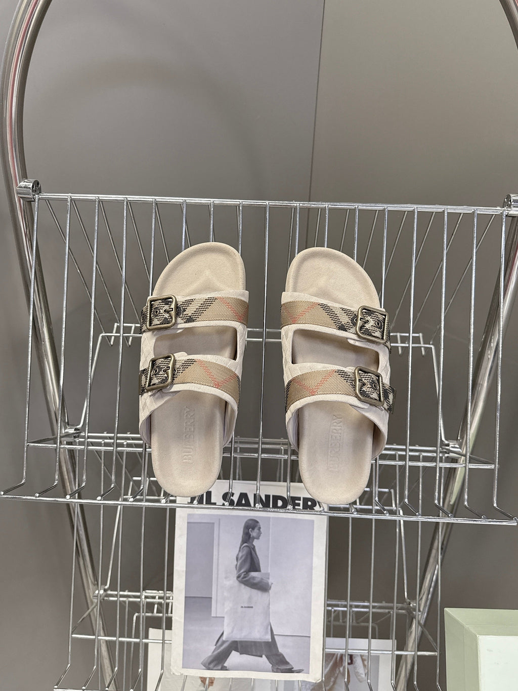 BURBERRY 26S DOUBLE BUCKLE SANDALS IN BEIGE SUEDE