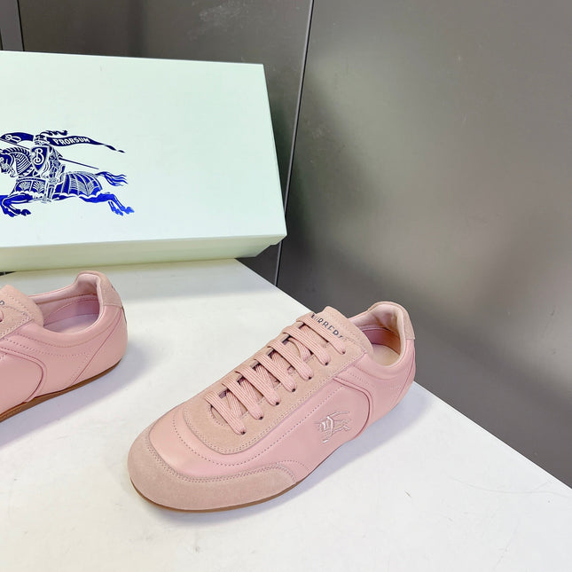 BURBERRY 26S LOW TOP SNEAKERS IN LIGHT PINK CALFSKIN AND SUEDE