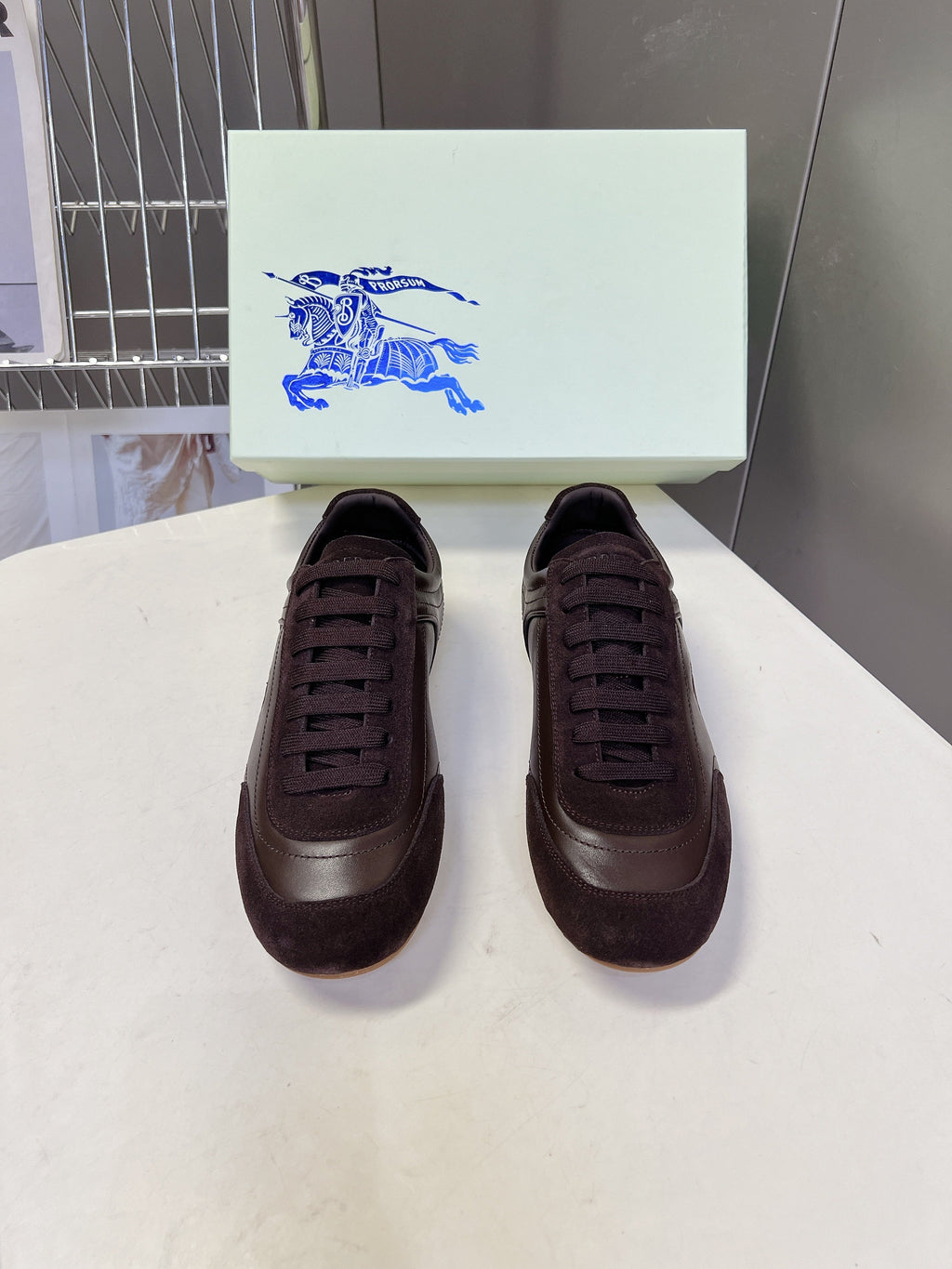 BURBERRY 26S LOW TOP SNEAKERS IN DARK BROWN CALFSKIN AND SUEDE