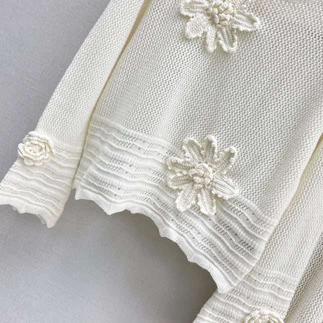 VALENTINO 26S SWEATER AND SKIRT SET STYLE 77