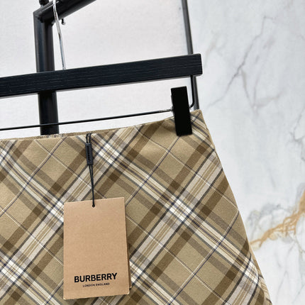 BURBERRY 25S MINI SKIRT 99220