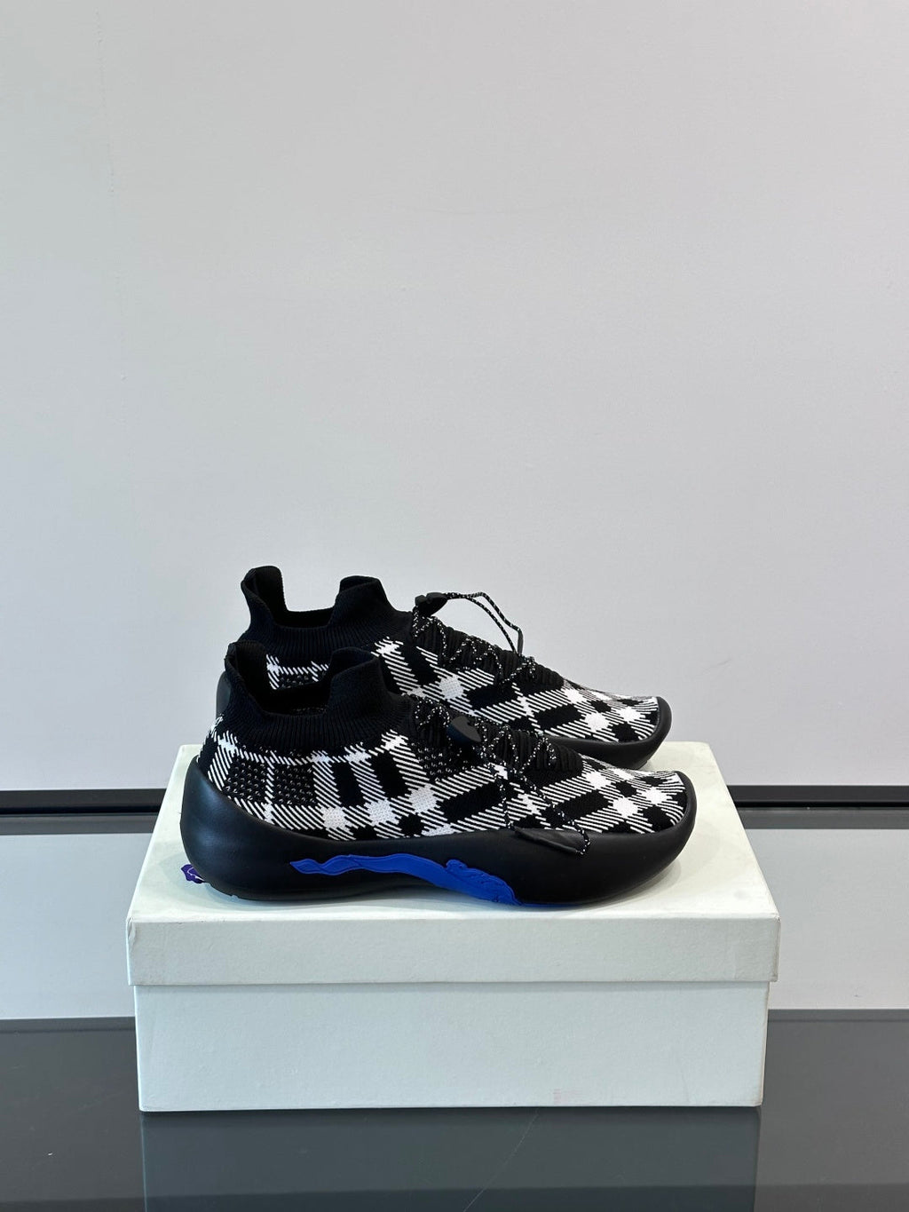 BURBERRY 26S CHECK KNIT SOCK SNEAKERS IN BLACK AND WHITE FABRIC