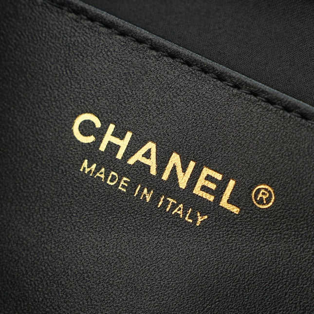 CHANEL 25S SHOULDER BAG 32 IN BLACK RAFFIA AND CALFSKIN GOLD HARDWARE