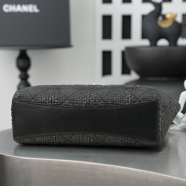 CHANEL 25S SHOULDER BAG 32 IN BLACK RAFFIA AND CALFSKIN GOLD HARDWARE