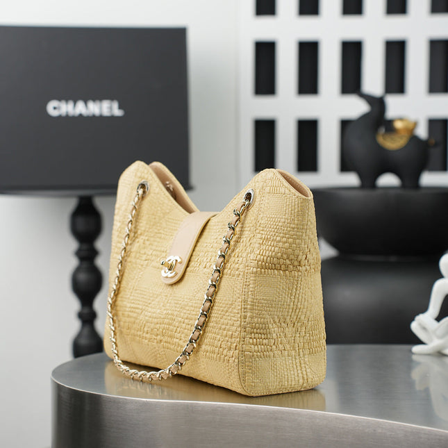 CHANEL 25S SHOULDER BAG 32 IN NATURAL RAFFIA AND CALFSKIN GOLD HARDWARE