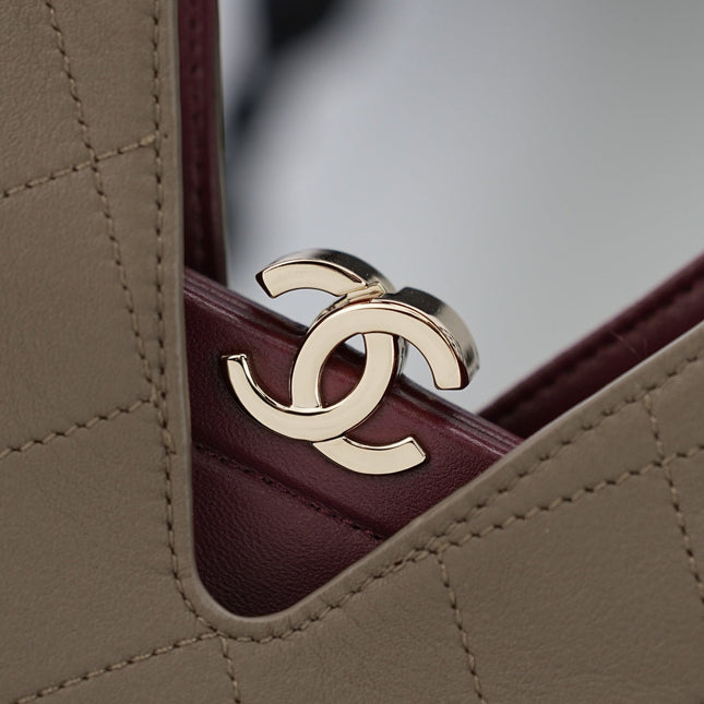 CHANEL 26S SHOPPING BAG MEDIUM 23 IN BROWN LAMBSKIN GOLD HARDWARE