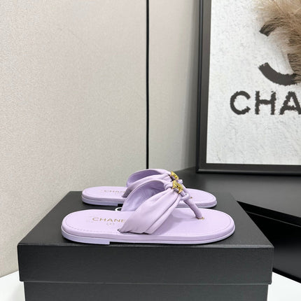 CHANEL 26S THONG SANDALS IN LIGHT PURPLE LAMBSKIN