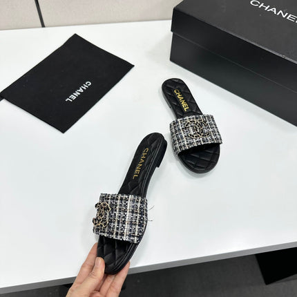 CHANEL 26S SANDALS IN BLACK LAMBSKIN TWEED