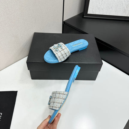 CHANEL 26S SANDALS IN BLUE LAMBSKIN AND WHITE TWEED