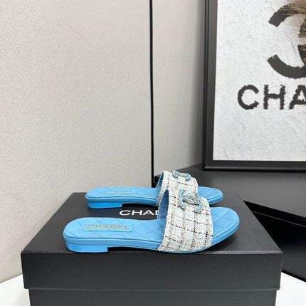 CHANEL 26S SANDALS IN BLUE LAMBSKIN AND WHITE TWEED