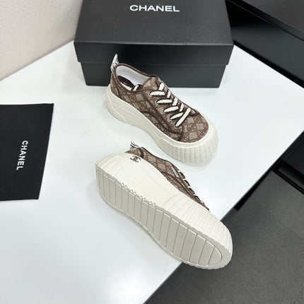 CHANEL 26S CHUNKY SNEAKERS IN BROWN DIAMOND-PATTERNED WOVEN FABRIC
