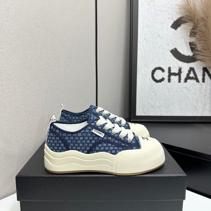 CHANEL 26S PLATFORM SNEAKERS IN NAVY BLUE CHECKERED WOVEN DENIM FABRIC
