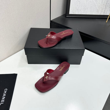 CHANEL 26S THONG SANDALS IN BURGUNDY LAMBSKIN