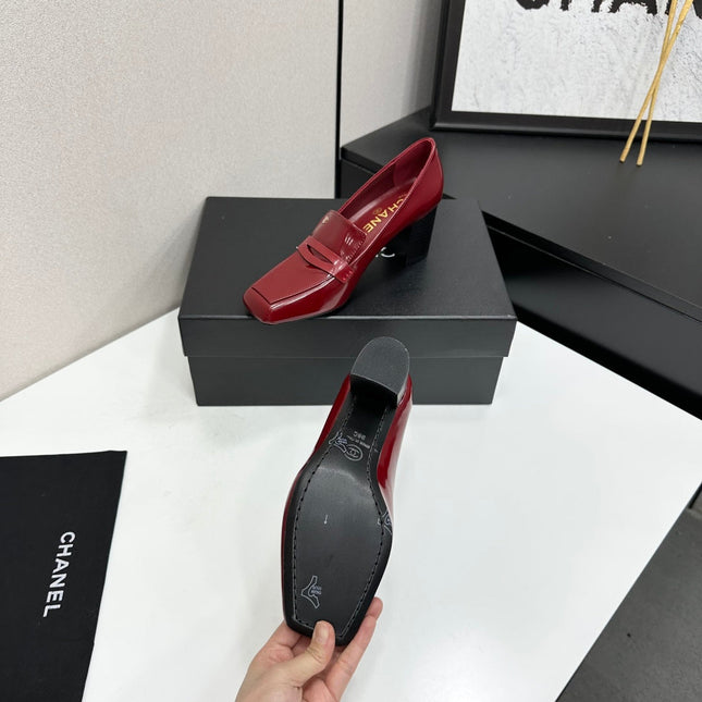 CHANEL 26S LOAFER PUMPS IN DARK RED PATENT CALFSKIN