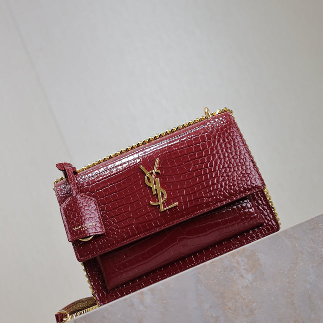 YSL 25S SUNSET MEDIUM 22 IN CRIMSON RED CROCODILE-EMBOSSED CALFSKIN GOLD HARDWARE