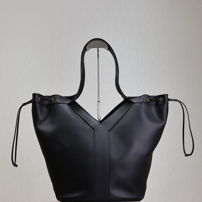 YSL 25S Y LARGE HOBO 50 IN BLACK CALFSKIN GOLD HARDWARE