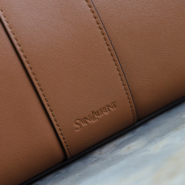 YSL 25S Y TOTE 50 IN CARAMEL CALFSKIN GOLD HARDWARE