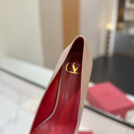 VALENTINO 26S HIGH HEELS 75 MM IN BEIGE SMOOTH CALFSKIN WITH GOLD HARDWARE